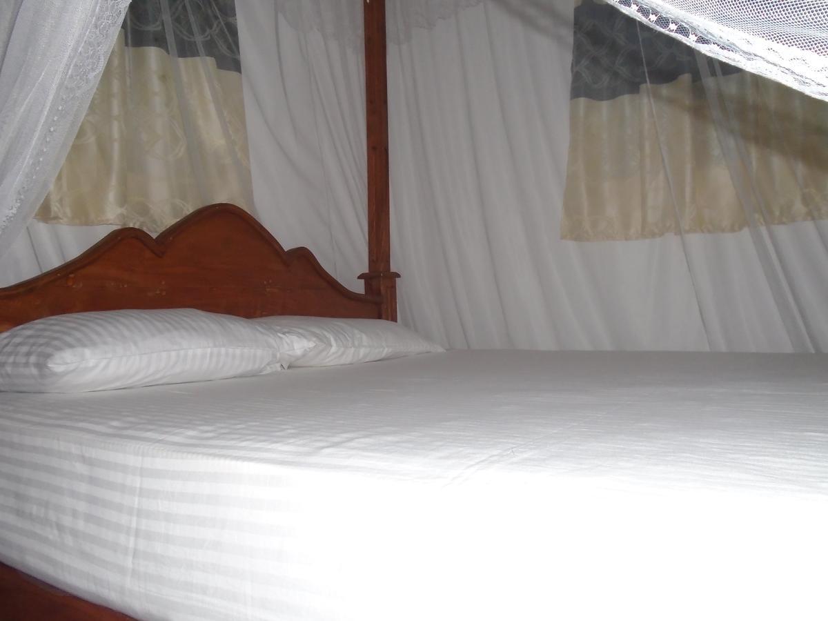 Ceylon Hostel-Galle Unawatuna Buitenkant foto